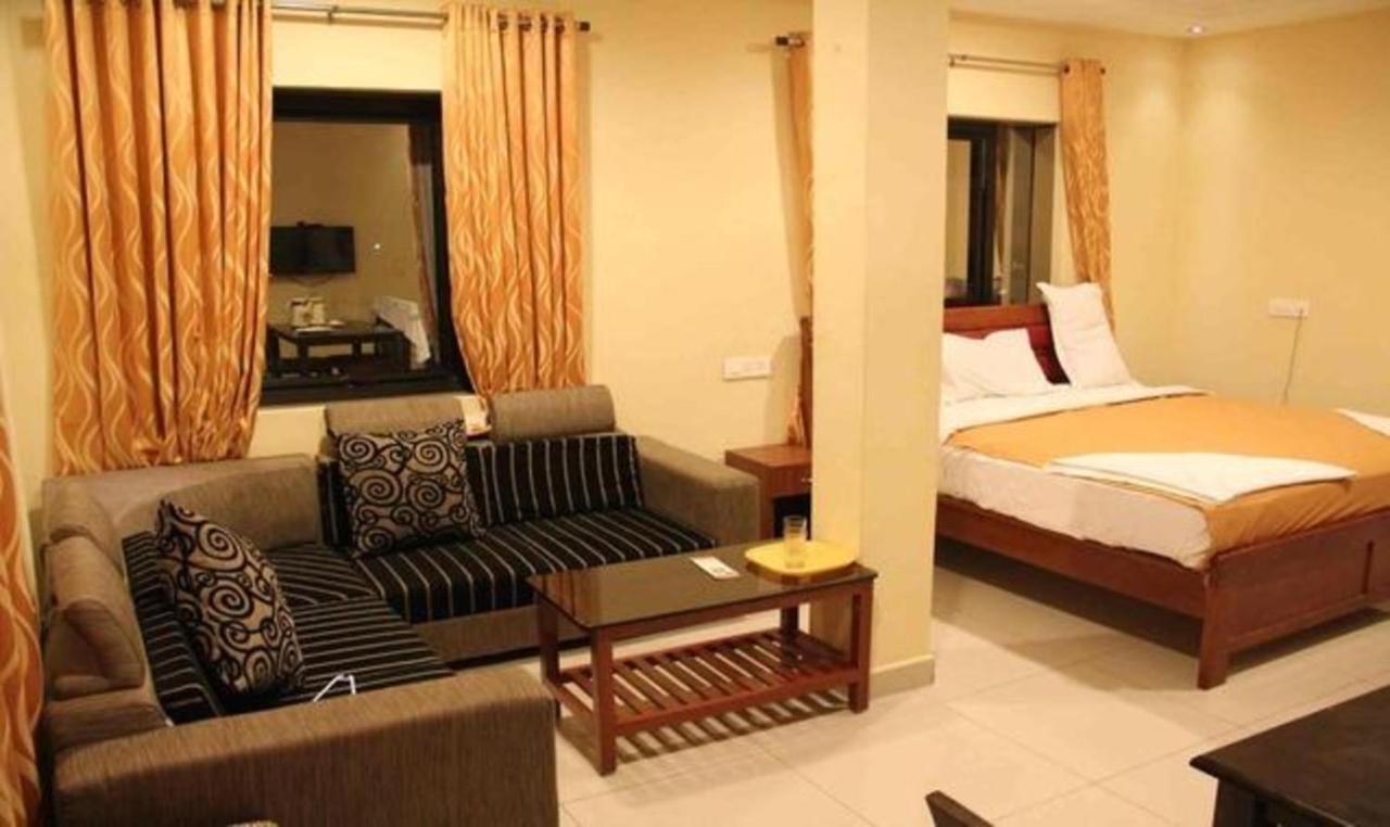 Fabhotel Smack Residency Chennai Exterior foto
