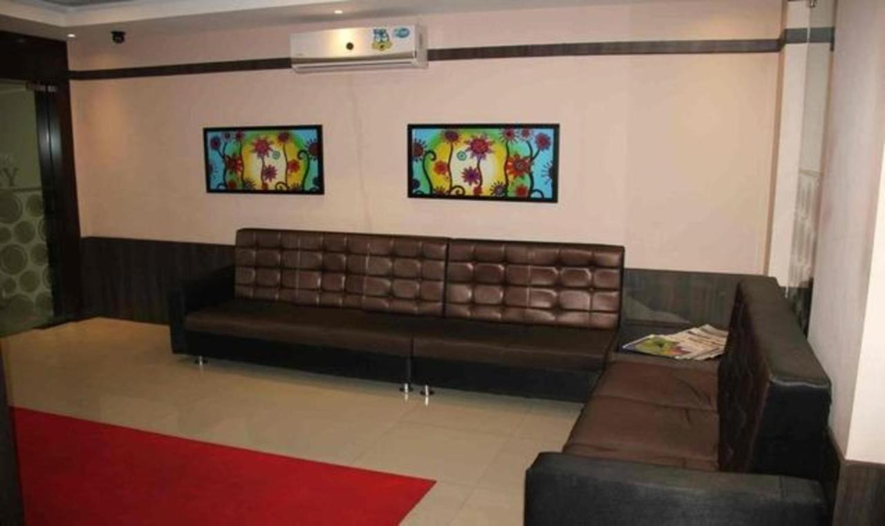 Fabhotel Smack Residency Chennai Exterior foto